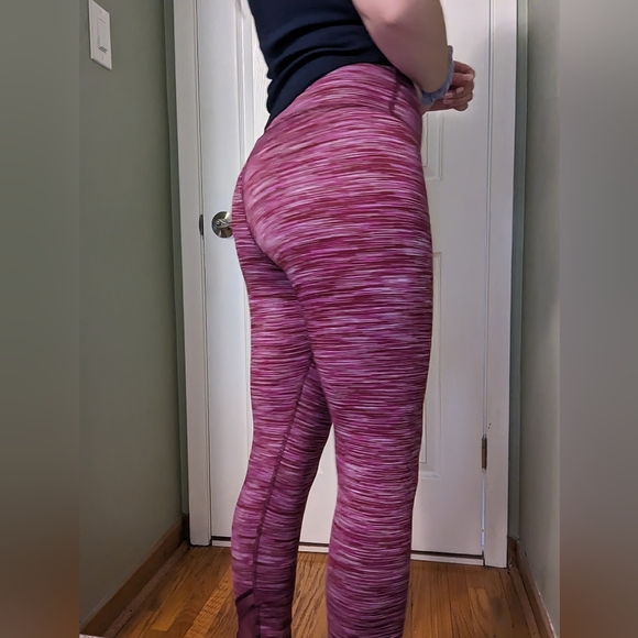 Old Navy Active Go-Dry Crop Pink Leggings | Size Small - Picture 4 of 9